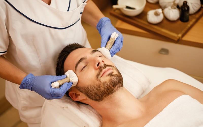 What to Know Before Booking a Gentlemen’s Spa Experience