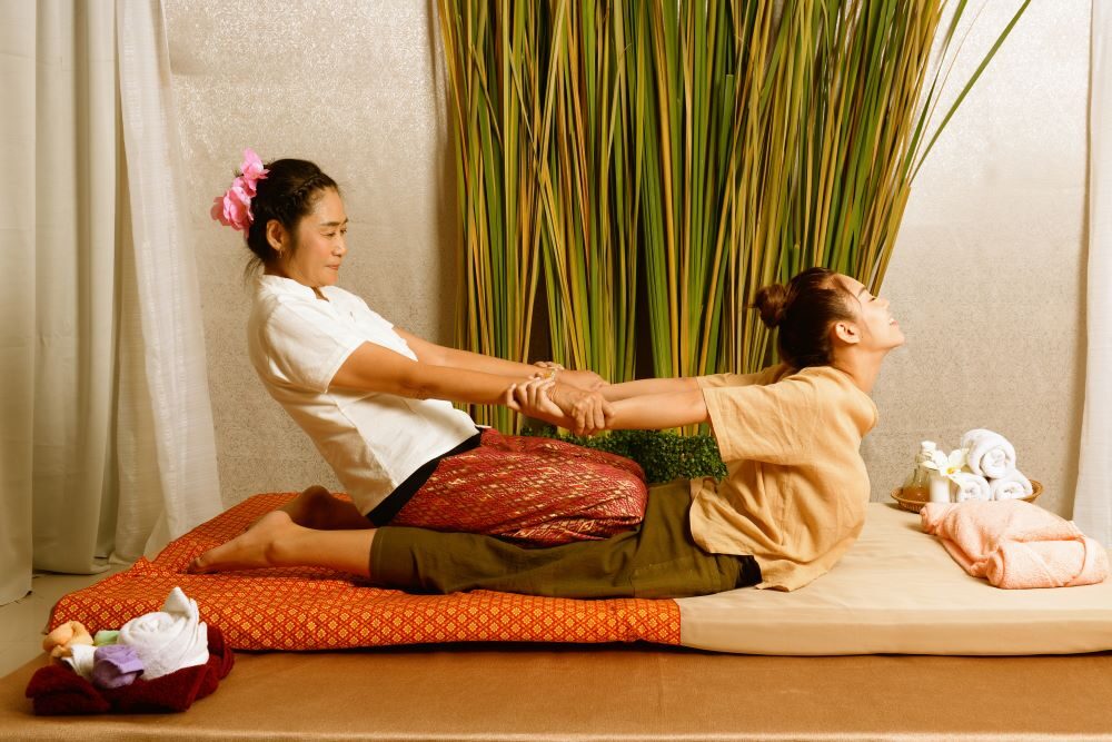 Thai Massage vs. Deep Tissue Massage in San Diego: Choosing the Best Therapy for Your Needs